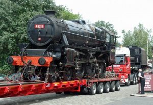 [KWVR] No. 45212 arrives at Ingrow West