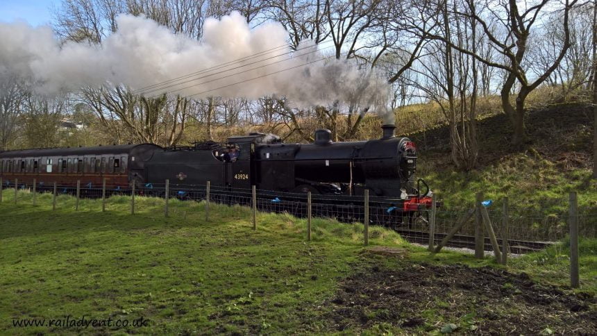 4F 43924 passes Woodhouse Lane on the Keighley & Worth Valley Railway