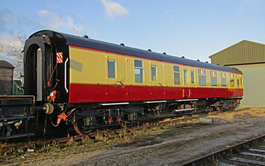 Lincolnshire Wolds Railway complete restoration of Mk1 carriage