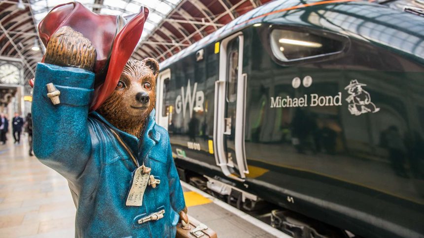 Paddington Bear and creator Michael Bond to be remember after an 800 train is named after them