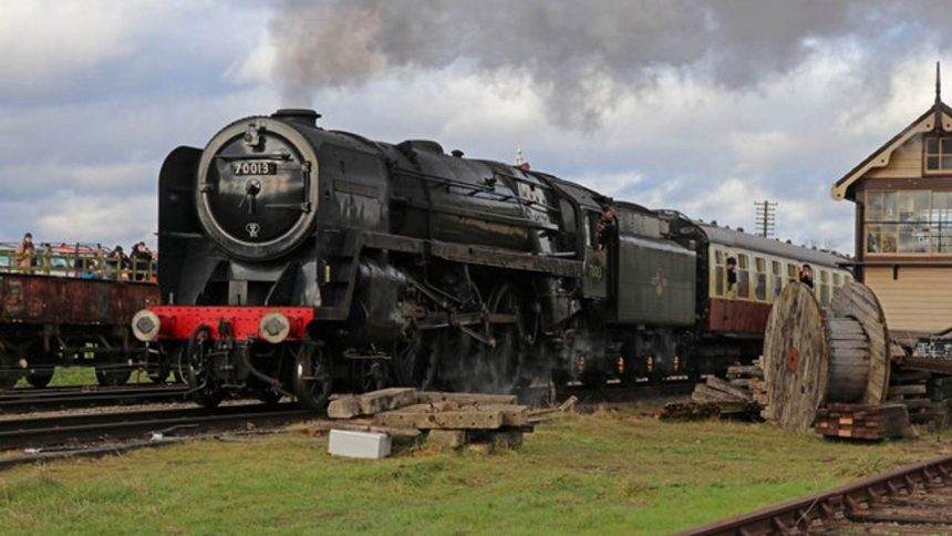 70013 Oliver Cromwell at Quorn and Woodhouse on the Great Central Railway