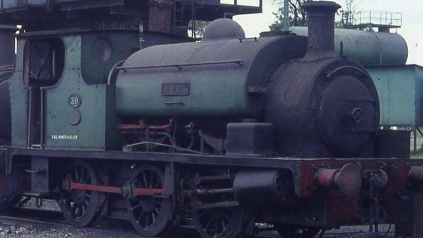 Parts of steam locomotive Rhos are stolen