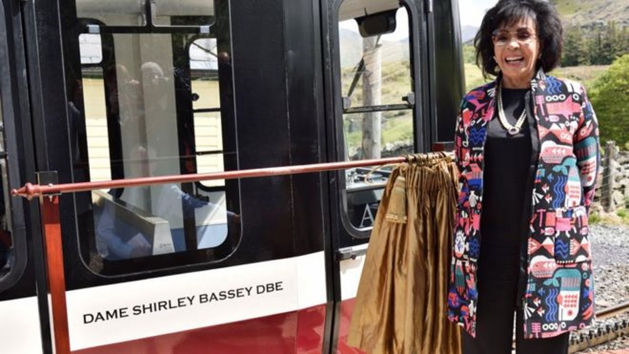 Dame Shirley Bassey gets carriage named after her at the Snowdon MOuntain Railway