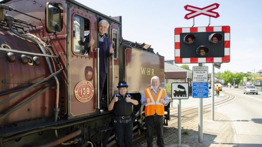 Ffestiniog Railway team up with PCSO to urge public to be vigilant
