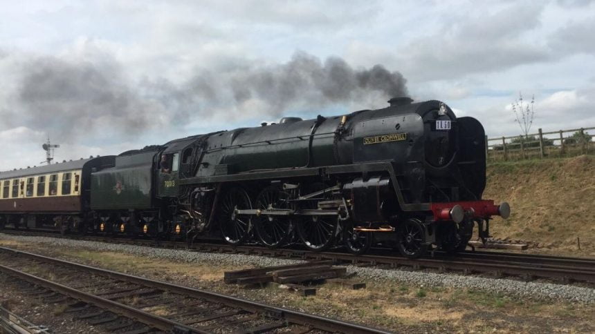 70013 Oliver Cromwell with the 1L50 headboard