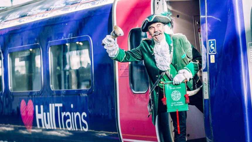 Hull Trains passengers sent off by town crier