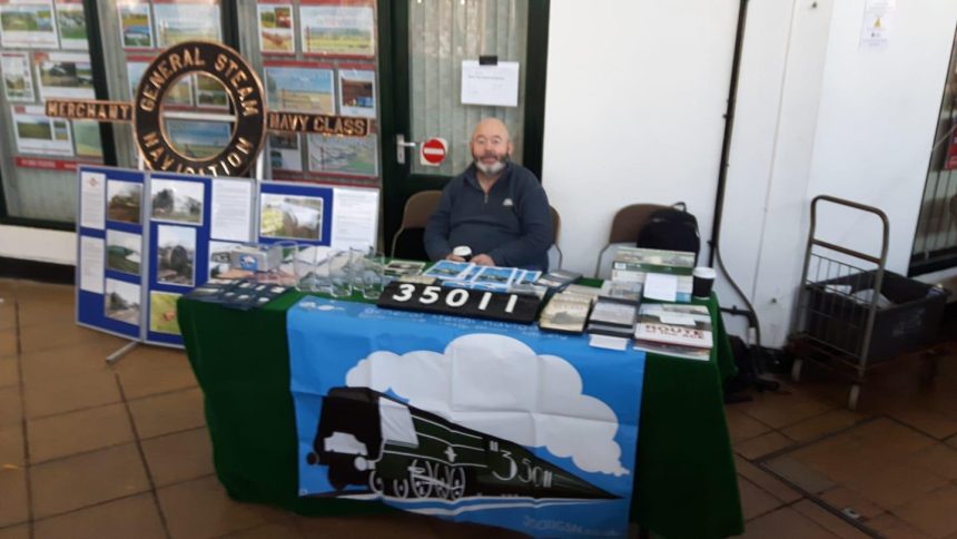 Sale Stand at Exeter Garden Railway Show // Credit GSNLRS