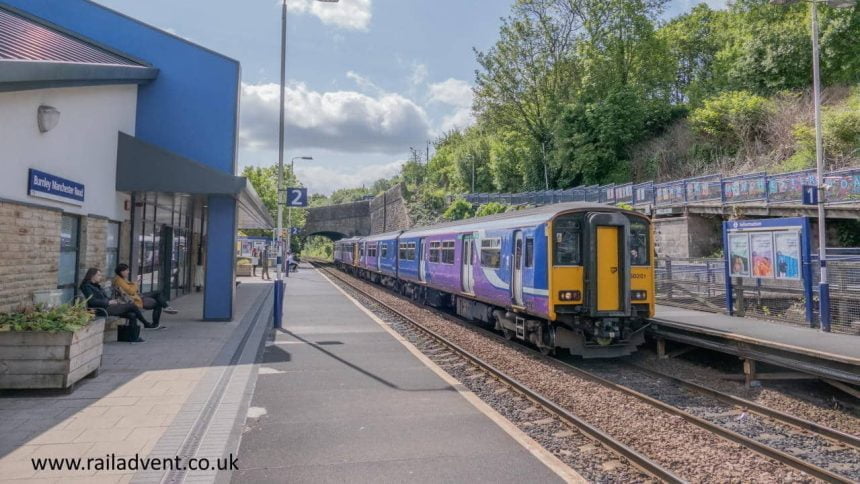 Northern's 150201 arrives into Burnley Manchester Road
