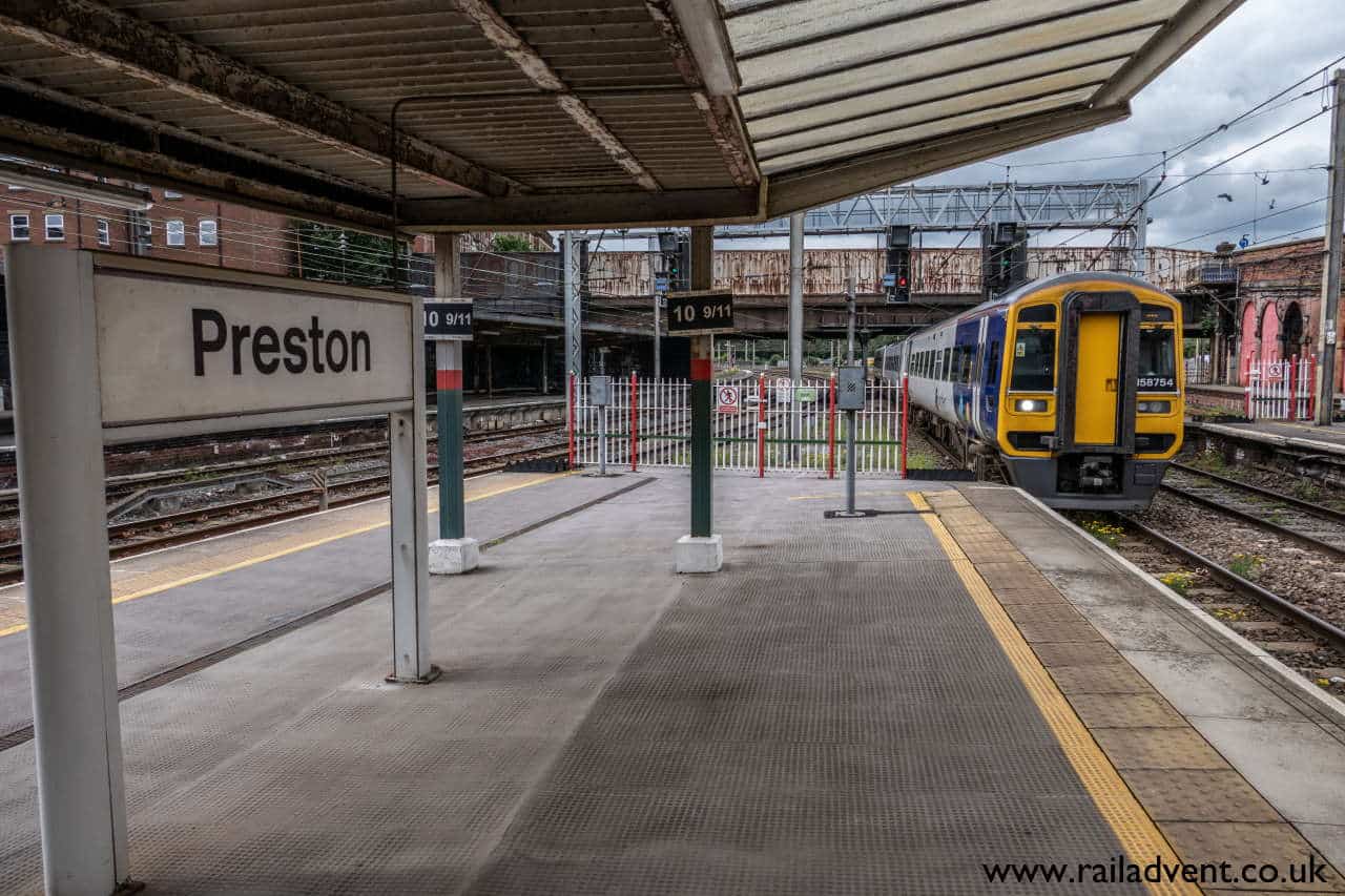 158754 arriving into Preston