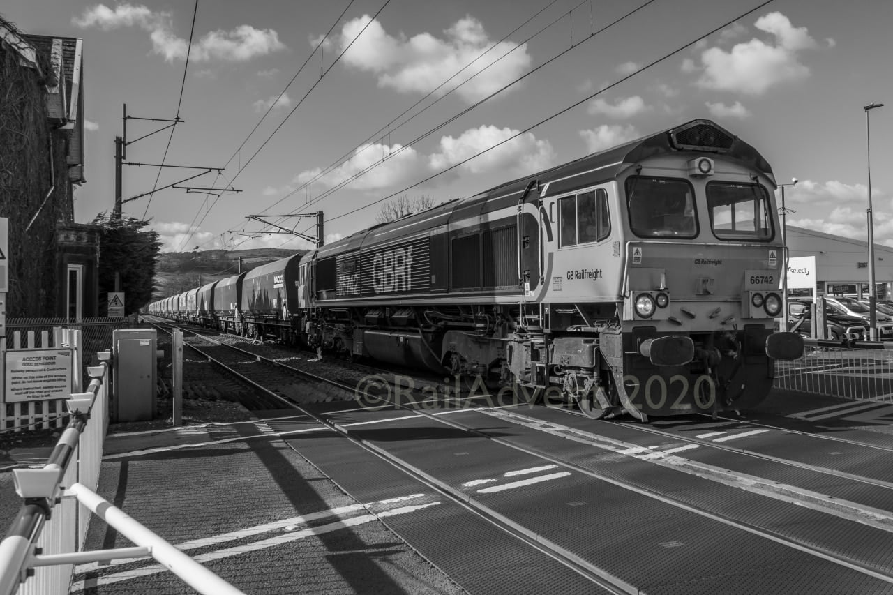 GBRf Class 66 No. 66742 at Kildwick Level Crossing near Keighley ...