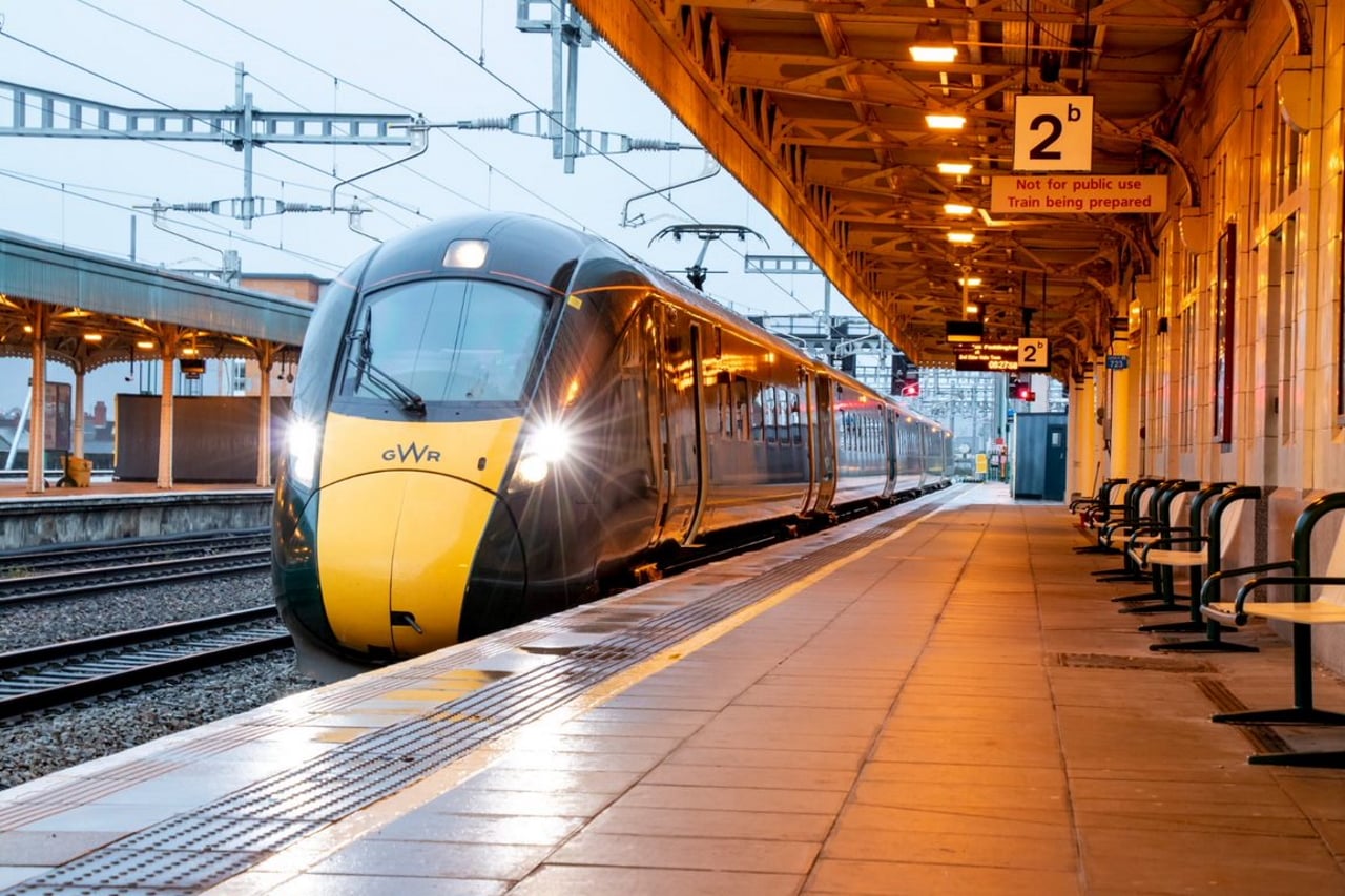 First electric train into Cardiff Central