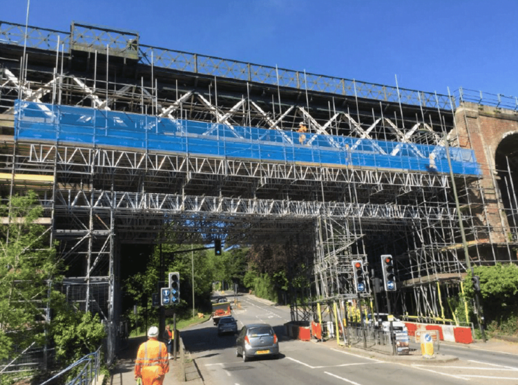Oxted Viaduct scaffold across A25