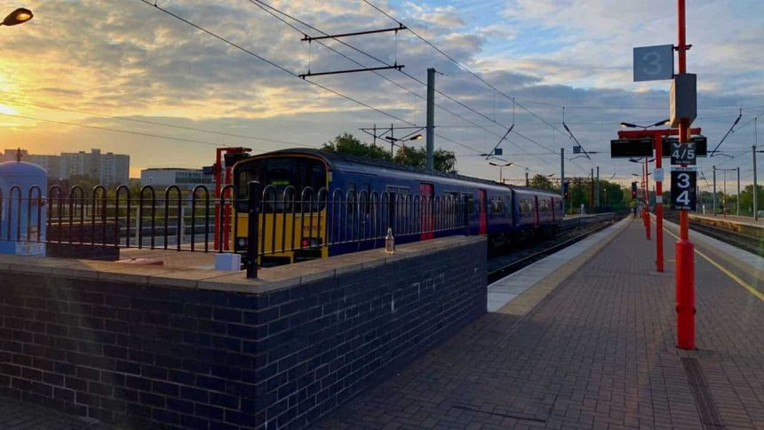 Wigan North Western station platforms