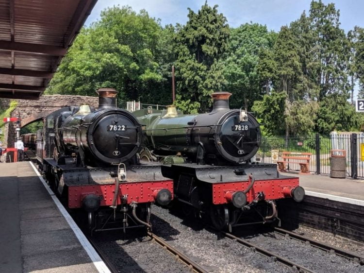 7822 Foxcote Manor and 7828 Odney Manor on the West Somerset Railway