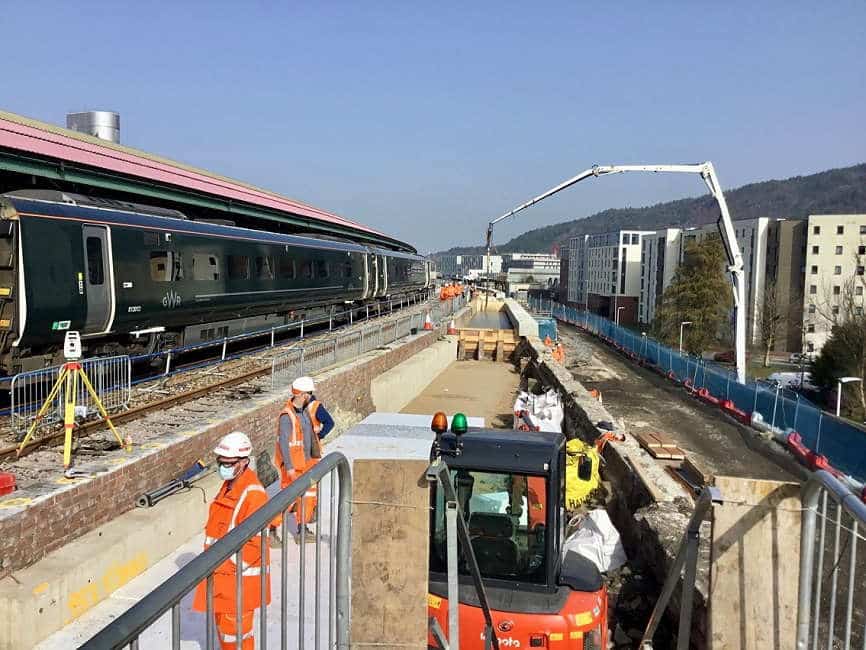 Swansea railway station, rebuilding platform four