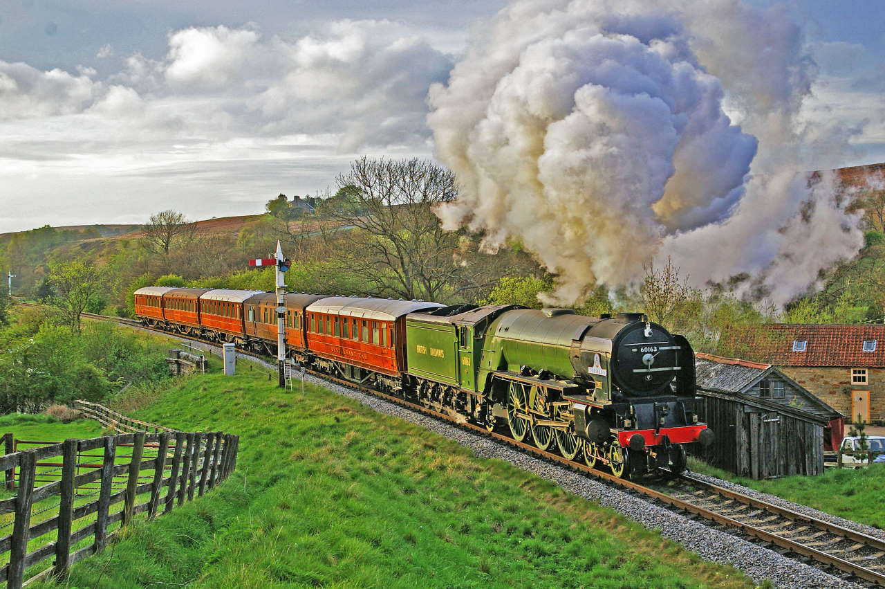 60163 Tornado at Abbots House, south of Goathland