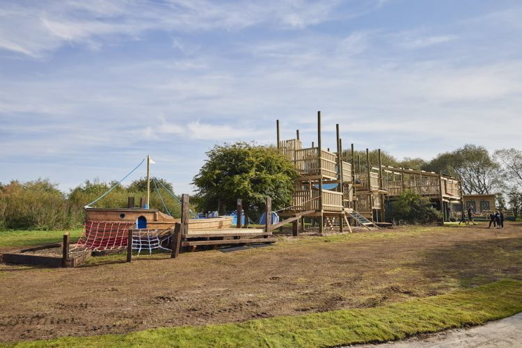 Adventure playground built for St Michael's Youth Prohect Hull 