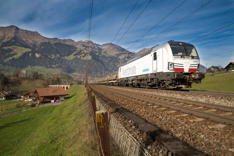 Vectron a Siemens loco with efficient rolling stock