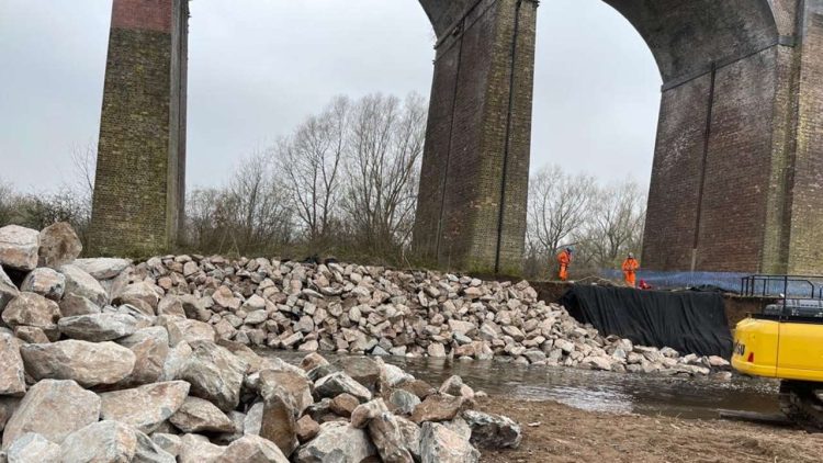 Erosion protection work beneath Reddish Vale viaduct