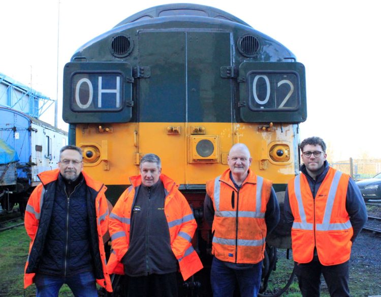 Members of the Heavy Tractor Group with Class 37