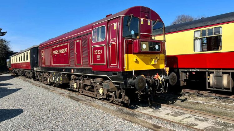 •Locomotive 20227 “Sherlock Holmes” back on North Norfolk Railway tracks after being unloaded at Sheringham 