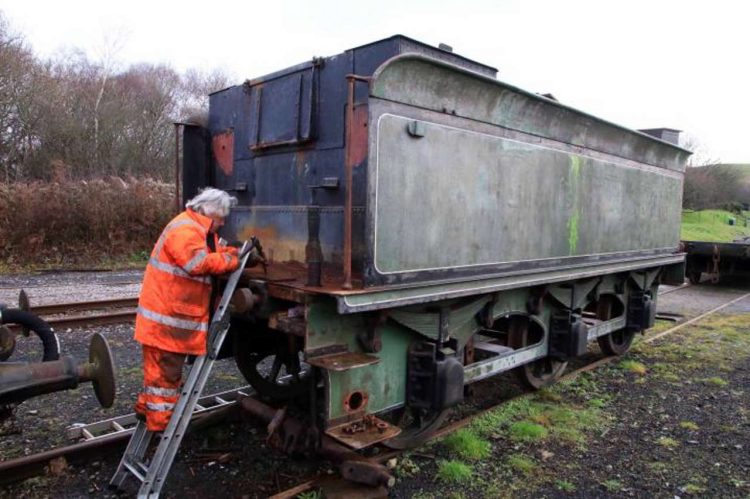 Removing a reinforcing plate on the loco end of the tender.