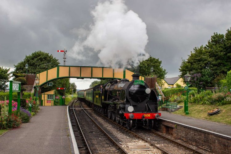 S15 506 at Ropley, Watercress Line