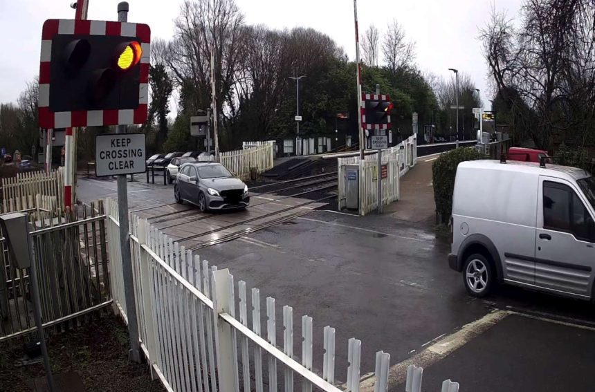 Berkshire in Kintbury with a misuse level crossing