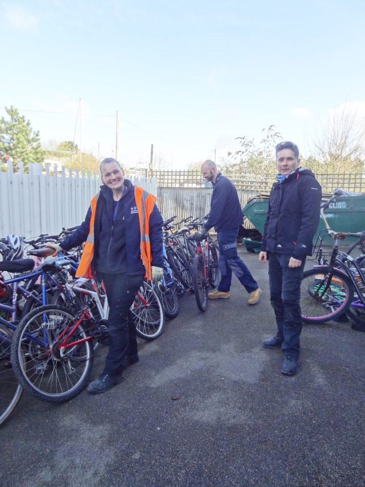 GTR deliver abandoned bikes to SCDA