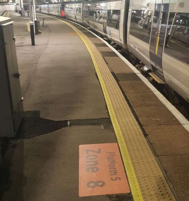 New tactile paving on Platform 5 at Hull station