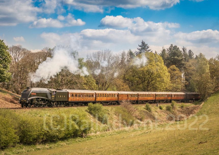 60007 Sir Nigel Gresley on the Severn Valley Railway