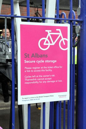 St Albans cycle hub sign 