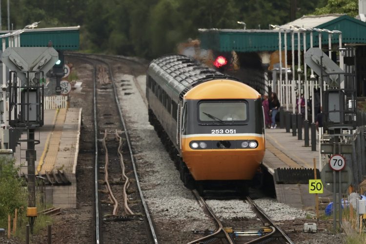 43184s First Passenger Runs in New InterCity Executive Livery on 6th July 2022