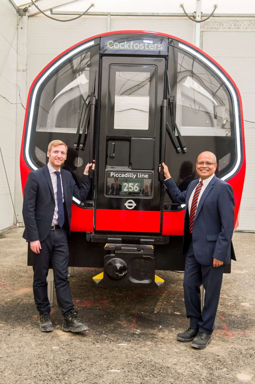 Siemens Mobility Minister with a piccadilly line loco