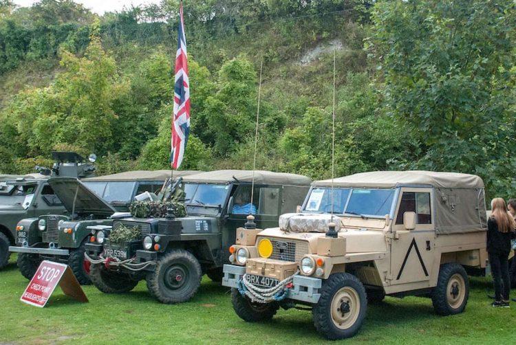 Classic-Land-Rovers-Amberley
