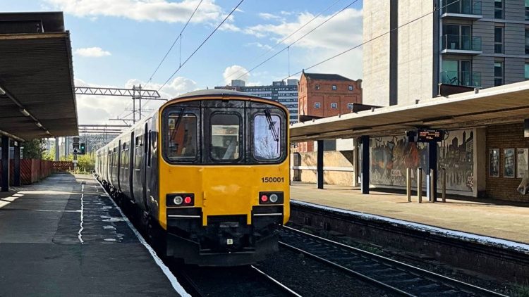 Northern Class 150 at Salford Central