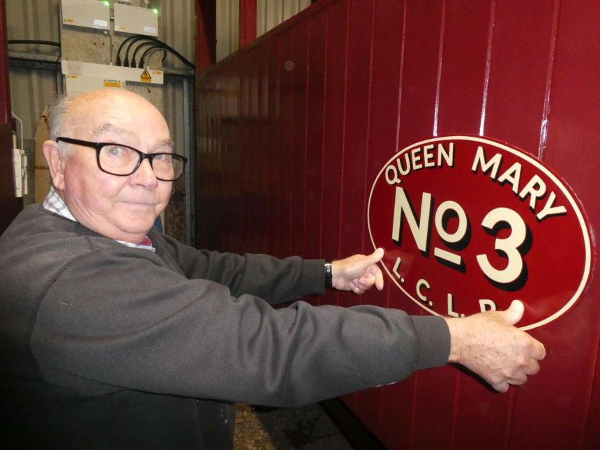 Mick Allen, who is doing much of the work on the carriage with the ‘Queen Mary’ nameplates made by traditional signwriter Tim Fry