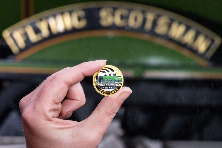 New £2 coin to celebrate Flying Scotsman centenary