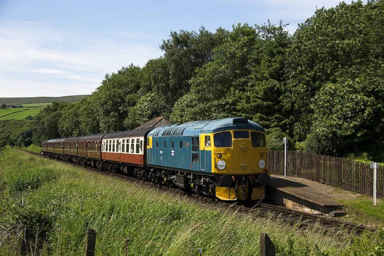 26038 British Railway Class 26 ‘Tom Clift'