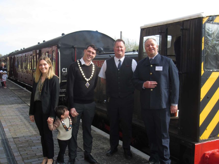 Mayor of Oswestry, Councillor Jay Moore, opens 2023 season for Cambrian Heritage Railways