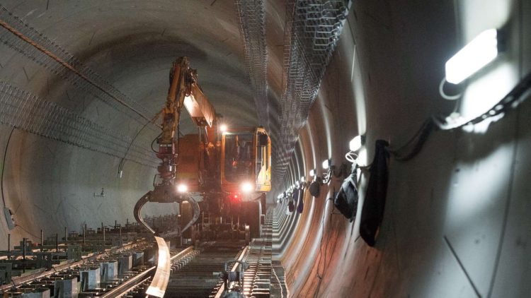 Colas Rail Alstom consortium tunnelling on Metro Line 15