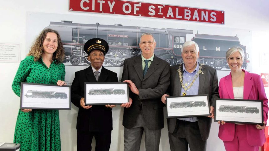 A new sign and photo exhibition have been unveiled at St Albans City train station.