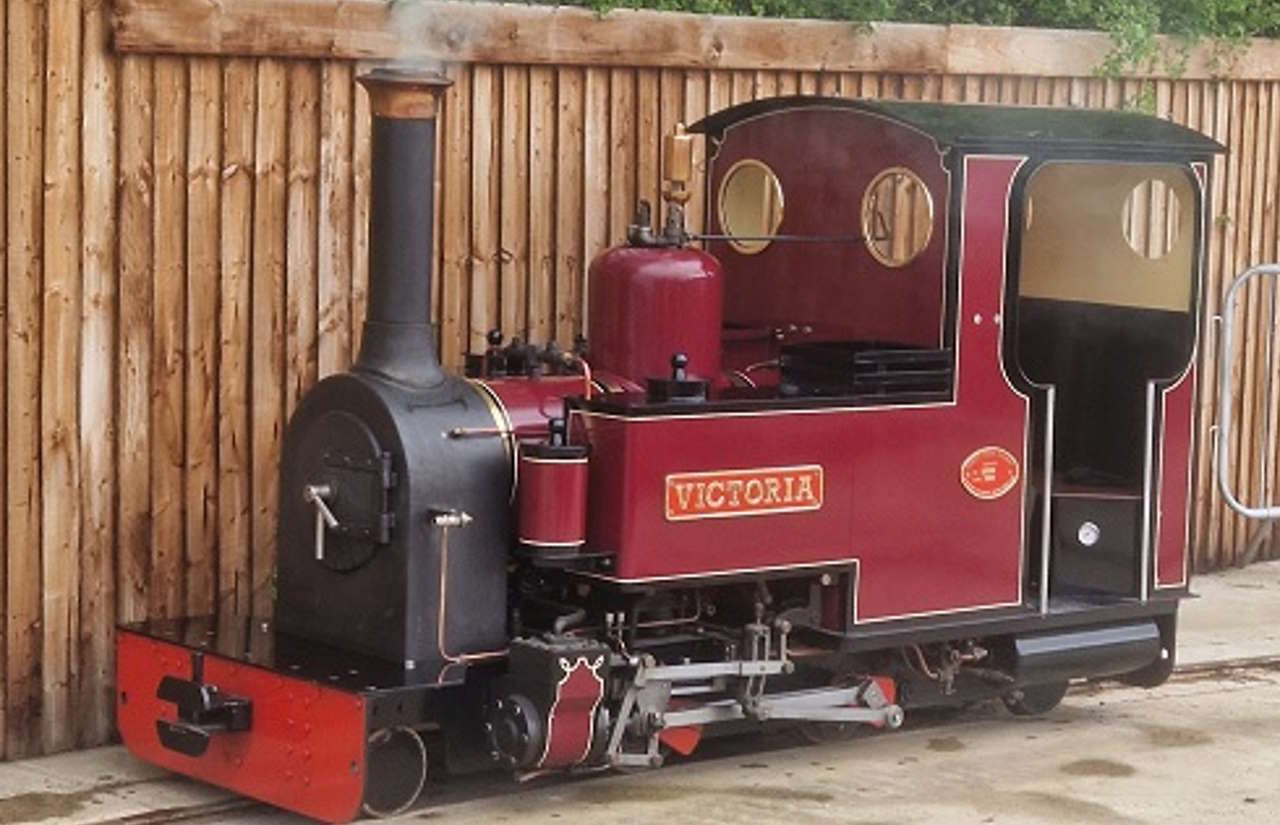 Exmoor Steam Railway No. 332 Victoria at the Mease Valley Railway