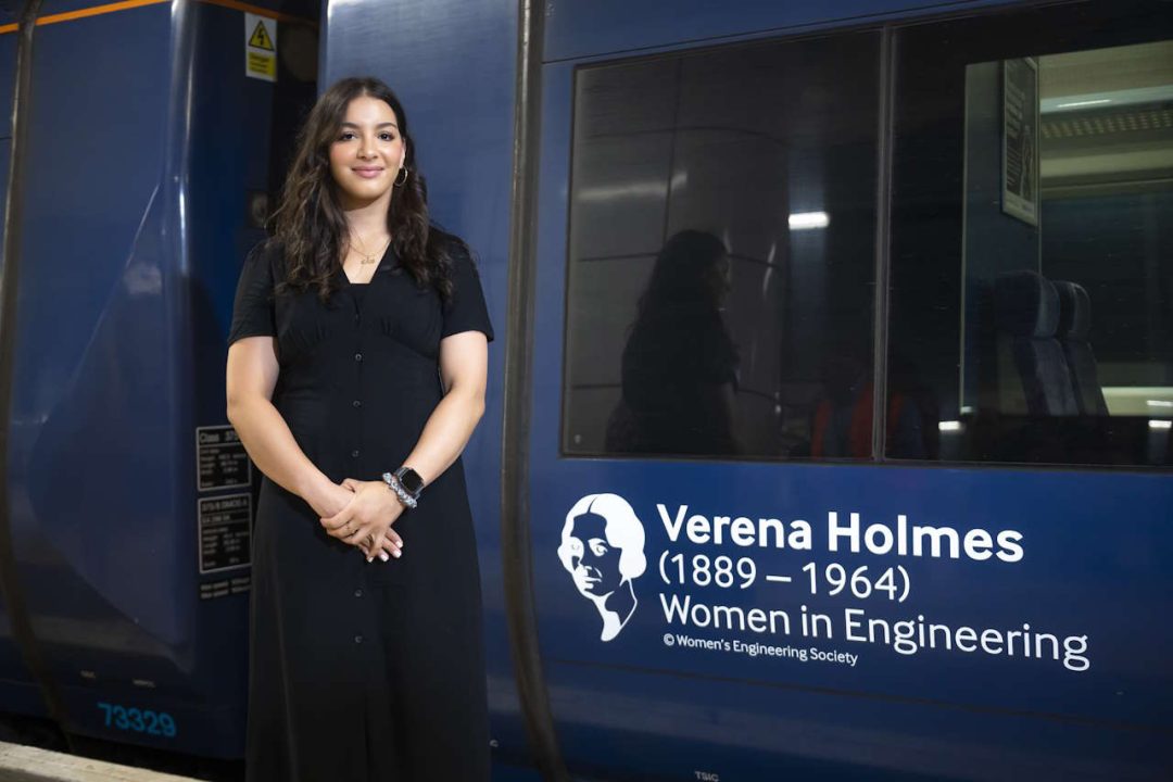 Train named ‘Verena Holmes’ by Southeastern in honour of the Kent-born trailblazer – RailAdvent
