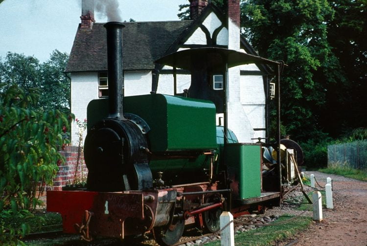 3114 at Hindlip in the early 1960s, seen in green livery. 