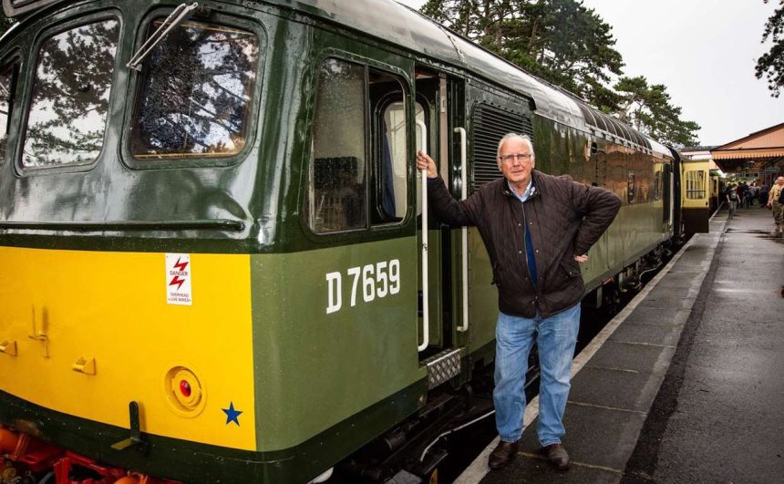 Pete Waterman with D7659 at Broadway