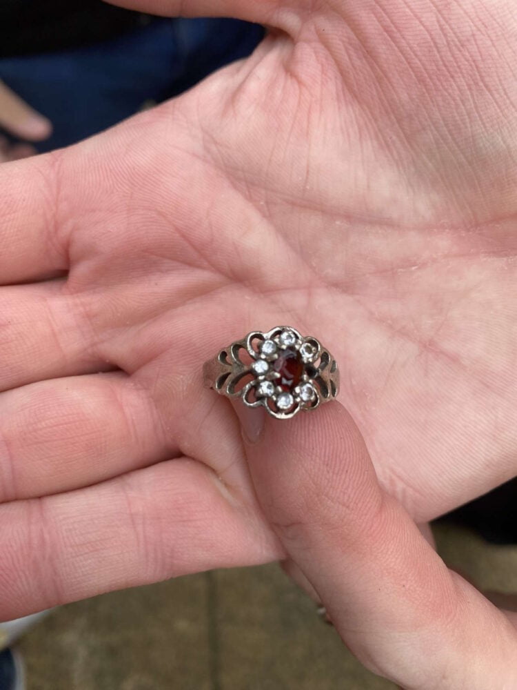 Ring found on beach