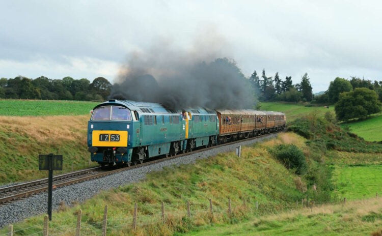 D1015 and D1062 flatten Eardington Bank on the final day of the event - Andrew Holl