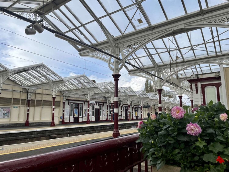 The refurbished canopies at Kettering station, Network Rail (3)