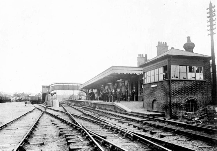 Highams Park station, c.1911